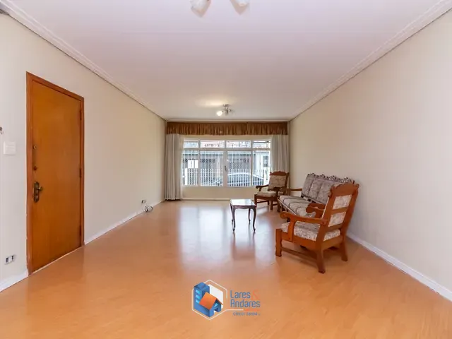 Casa com 202m² 2 quartos e 2 banheiros, à venda, no bairro Vila Ema em São Paulo