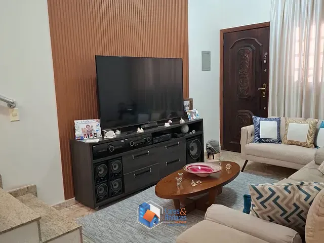 Casa com 400m² 9 quartos e 5 banheiros, à venda, no bairro Santa Teresinha em São Paulo