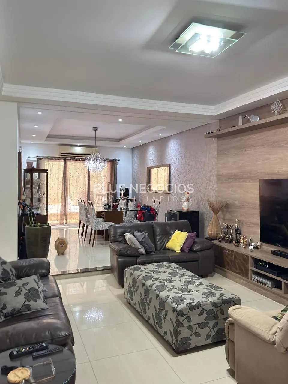 Casa, 3 quartos, 281 m² - Foto 1