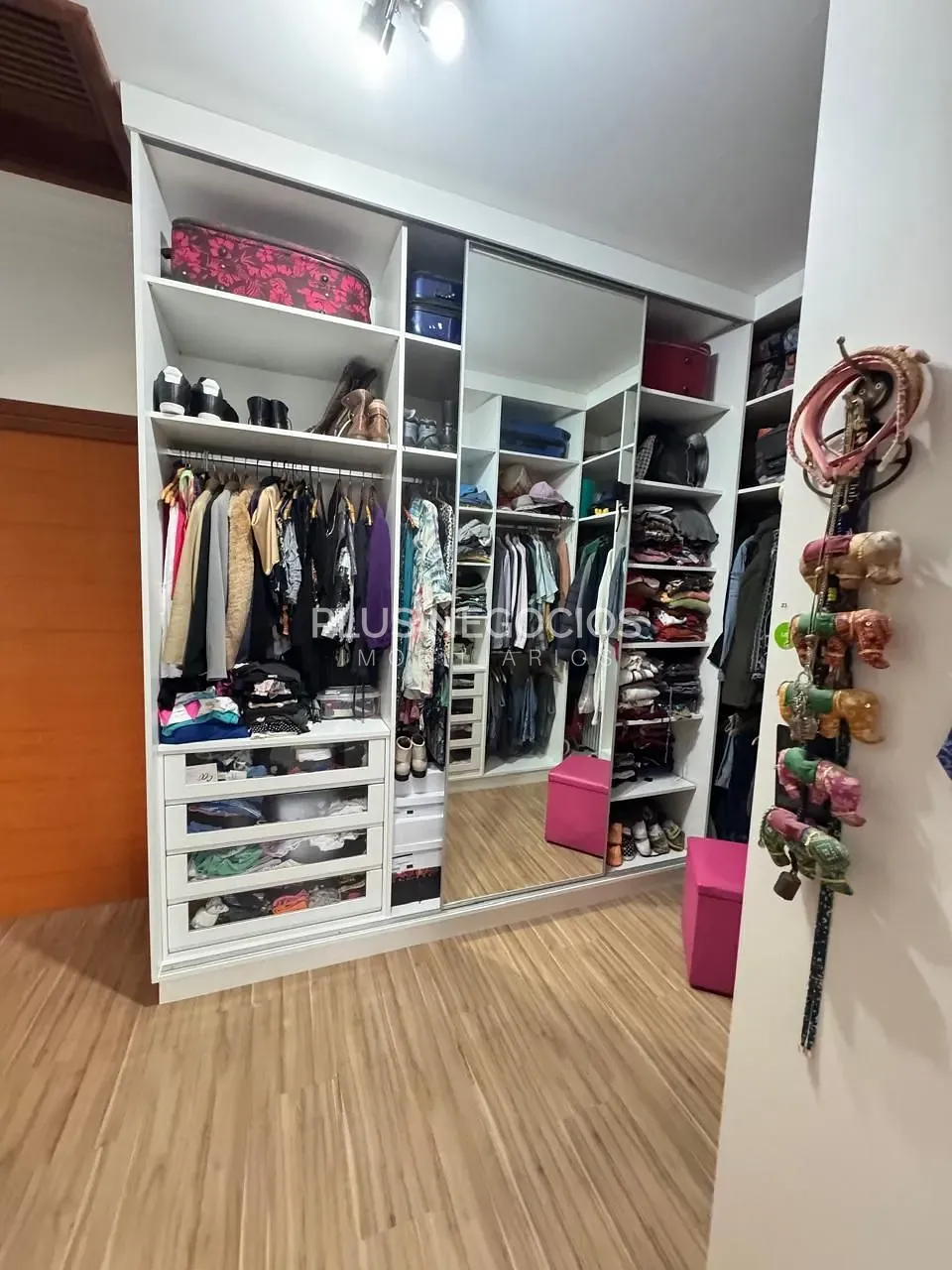 Casa, 3 quartos, 281 m² - Foto 20
