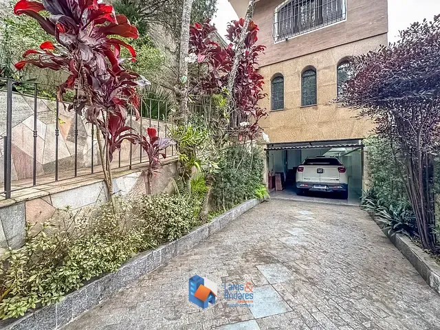 Casa com 192m² 3 quartos e 5 banheiros, à venda, no bairro Vila Mazzei em São Paulo