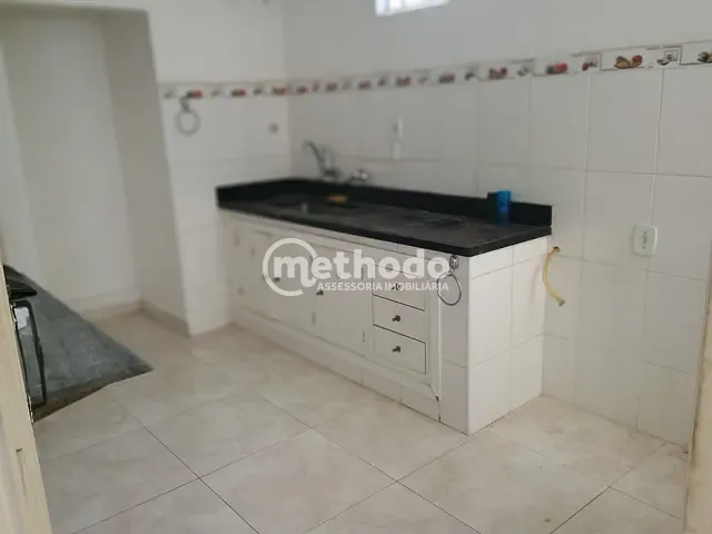 Casa com 300m² 2 quartos e 1 banheiro, à venda, no bairro Cambuí em Campinas