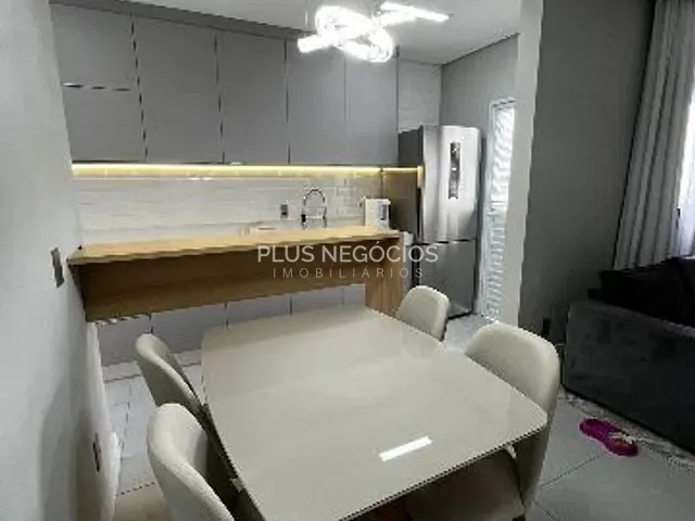 Casa 2 quartos e 1 banheiro, à venda, no bairro Aparecidinha em Sorocaba