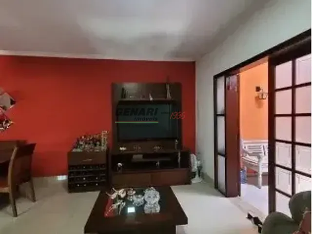 Casa com 262m² 3 quartos e 2 banheiros, à venda, no bairro Vila Maria Helena em Indaiatuba