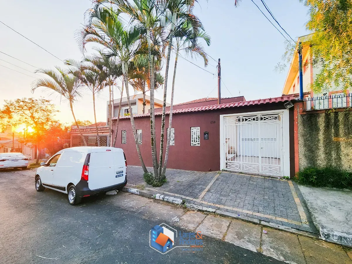 Casa, 5 quartos, 300 m² - Foto 1