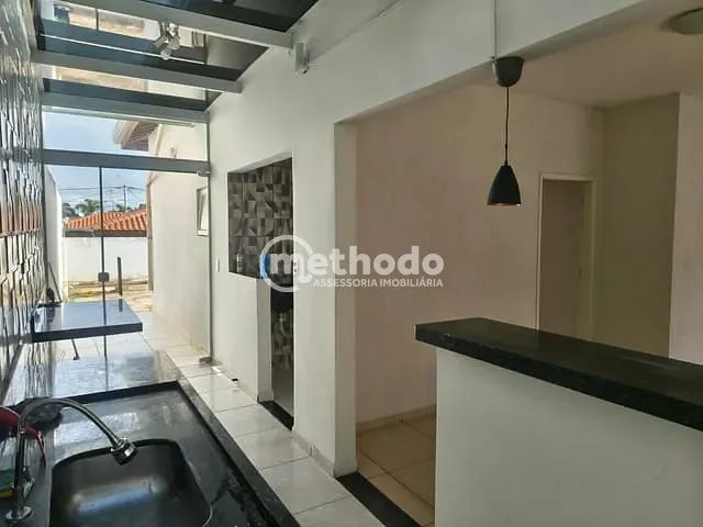 Casa com 250m² 2 quartos e 2 banheiros, à venda, no bairro Parque Via Norte em Campinas