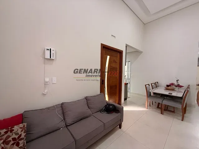 Casa com 177m² 3 quartos e 2 banheiros, à venda, no bairro Jardins do Império em Indaiatuba