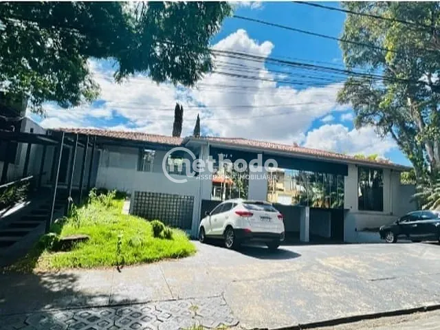 Casa com 750m², para alugar, no bairro Jardim das Paineiras em Campinas