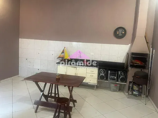 Casa com 124m², à venda, no bairro Jardim Uirá em São José dos Campos