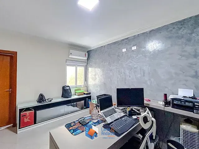 Casa com 212m² 4 quartos e 6 banheiros, à venda, no bairro Penha de França em São Paulo