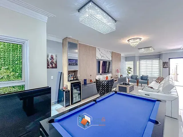 Casa com 212m² 4 quartos e 6 banheiros, à venda, no bairro Penha de França em São Paulo