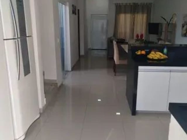 Casa com 175m² 5 quartos e 4 banheiros, à venda, no bairro Residencial Maricá em Pindamonhangaba