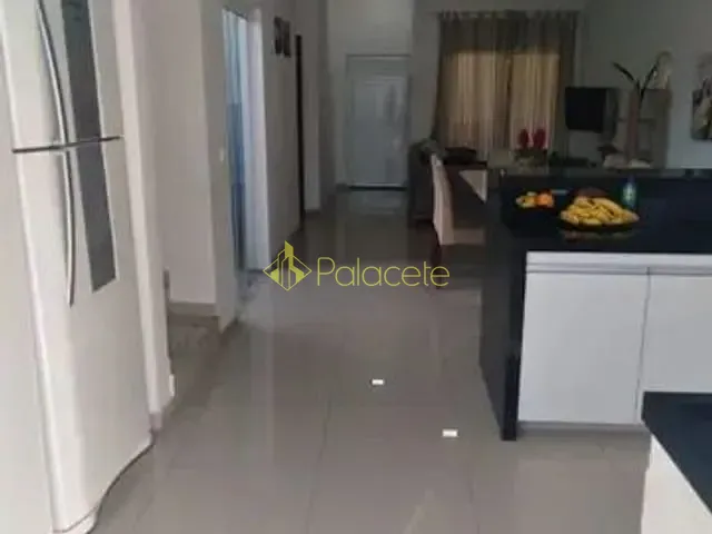 Casa com 175m² 5 quartos e 4 banheiros, à venda, no bairro Residencial Maricá em Pindamonhangaba