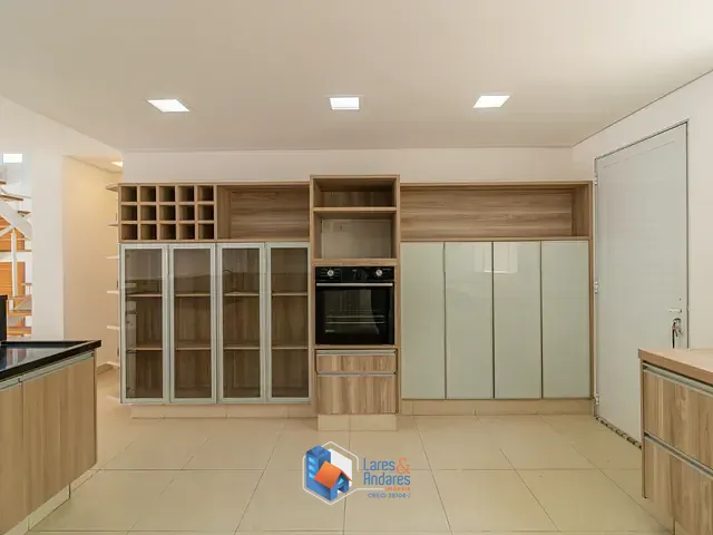 Casa com 405m² 4 quartos e 5 banheiros, à venda, no bairro Mirandópolis em São Paulo