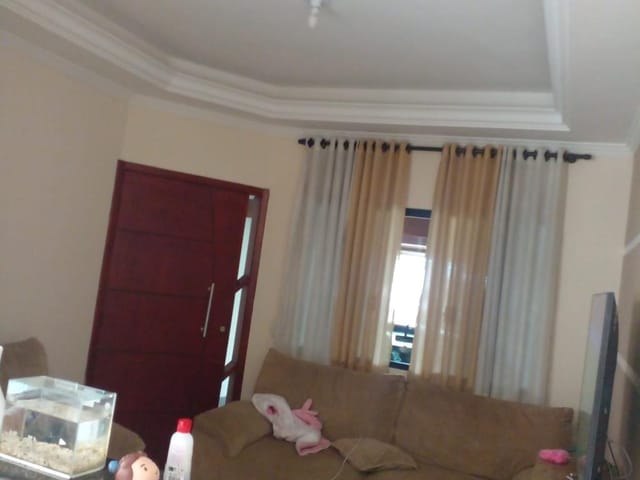 Casa 2 quartos e 2 banheiros, à venda, no bairro Jardim Sandra Maria em Taubaté