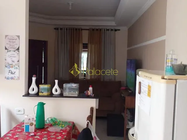 Casa 2 quartos e 2 banheiros, à venda, no bairro Jardim Sandra Maria em Taubaté