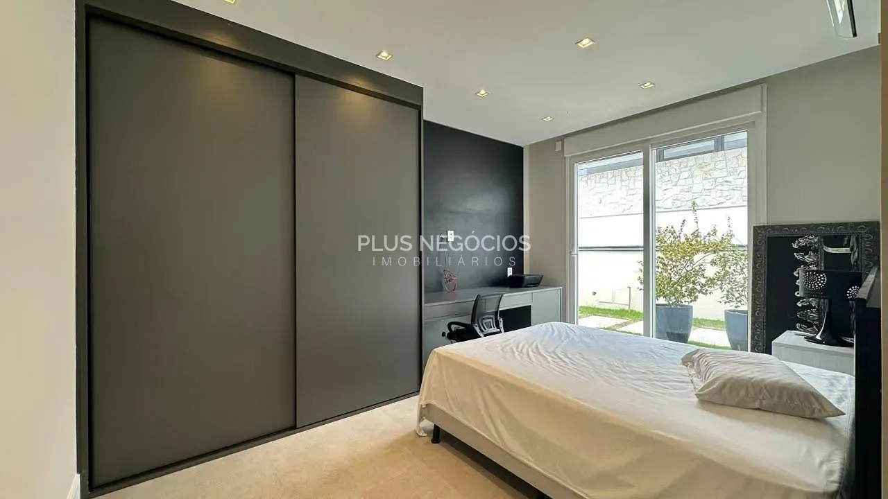 Casa, 6 quartos, 1190 m² - Foto 52