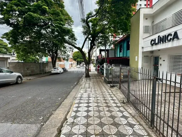 Casa com 315m², para alugar, no bairro Centro em Sorocaba
