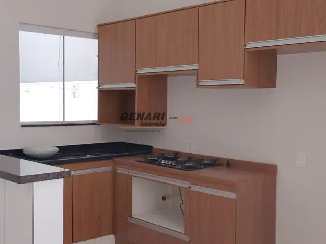 Casa 3 quartos e 2 banheiros, para alugar, no bairro Jardim União em Indaiatuba