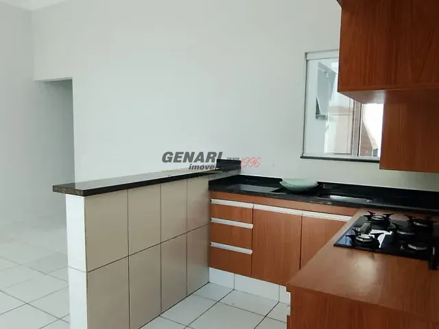 Casa 3 quartos e 2 banheiros, para alugar, no bairro Jardim União em Indaiatuba