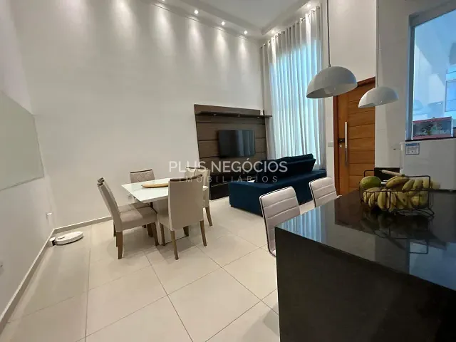 Casa com 180m² 3 quartos e 3 banheiros, à venda, no bairro Cajuru do Sul em Sorocaba
