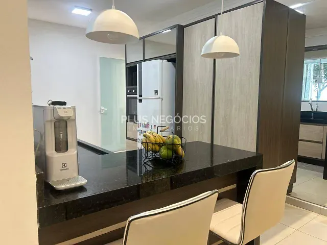 Casa com 180m² 3 quartos e 3 banheiros, à venda, no bairro Cajuru do Sul em Sorocaba