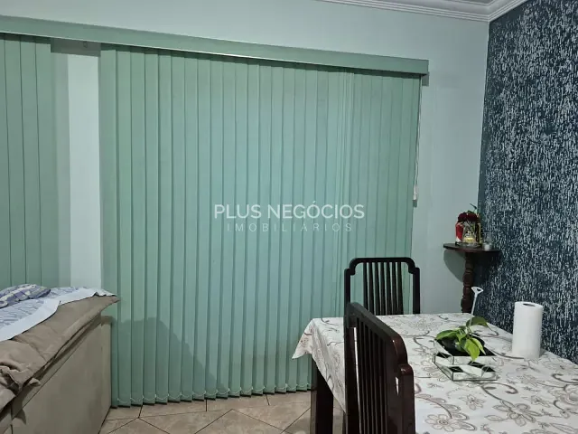 Casa com 174m² 4 quartos e 3 banheiros, à venda, no bairro Vila Haro em Sorocaba