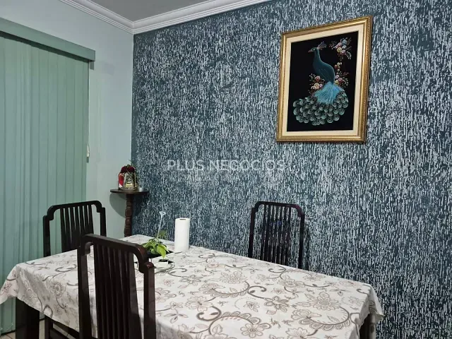 Casa com 174m² 4 quartos e 3 banheiros, à venda, no bairro Vila Haro em Sorocaba