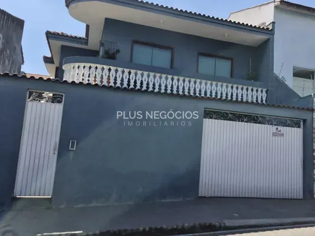 Casa com 174m² 4 quartos e 3 banheiros, à venda, no bairro Vila Haro em Sorocaba