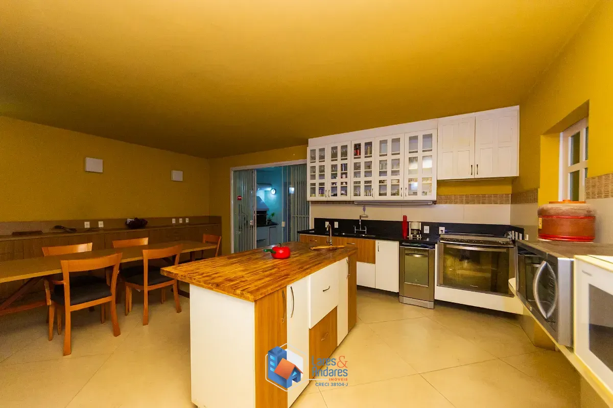 Casa, 3 quartos, 255 m² - Foto 8
