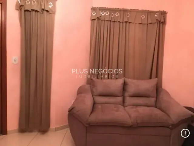 Casa com 250m² 3 quartos e 3 banheiros, à venda, no bairro Vila Haro em Sorocaba