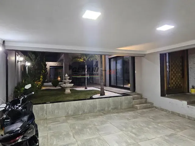 Casa com 300m² 2 quartos e 3 banheiros, à venda, no bairro Jardim Maringá em Indaiatuba