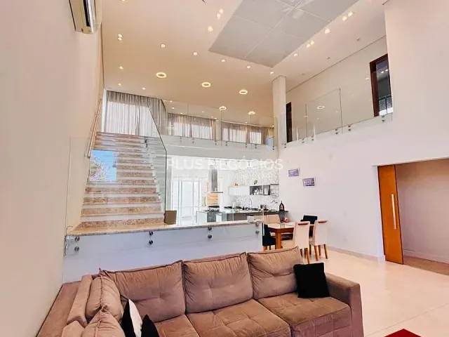 Casa com 423m² 4 quartos e 5 banheiros, à venda ou para alugar, no bairro Alphaville Nova Esplanada em Votorantim