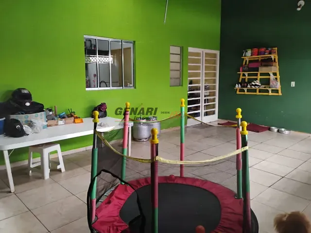 Casa com 150m² 2 quartos e 2 banheiros, à venda, no bairro Jardim dos Colibris em Indaiatuba