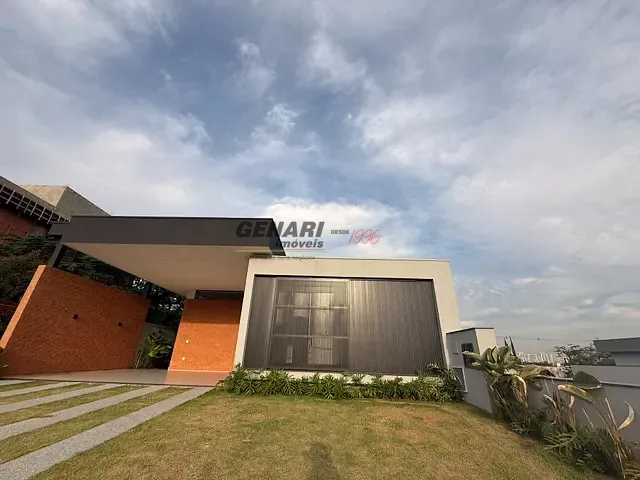 Casa com 360m² 3 quartos e 5 banheiros, à venda, no bairro Jardim Residencial Sapezal em Indaiatuba