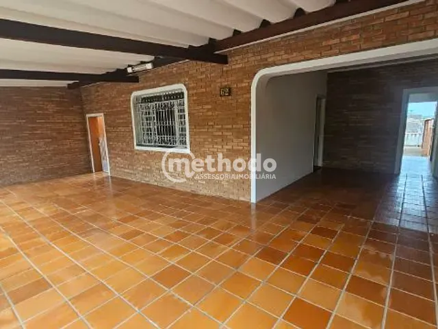 Casa com 300m² 4 quartos e 2 banheiros, para alugar, no bairro Jardim das Bandeiras em Campinas