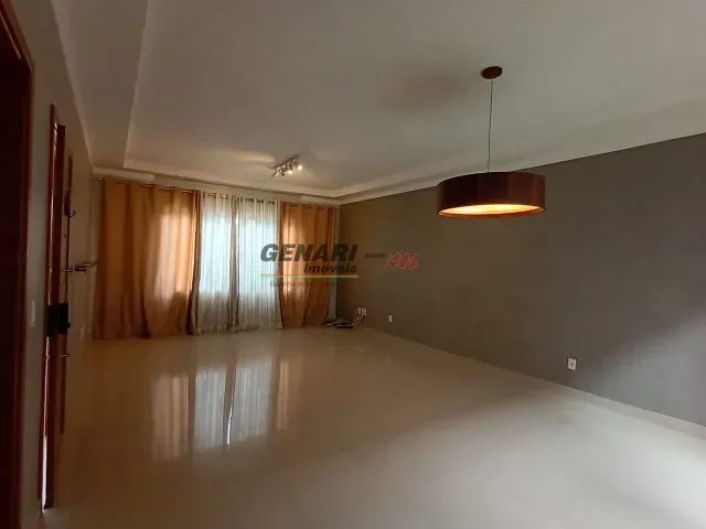 Casa 3 quartos e 4 banheiros, para alugar, no bairro Jardim Bela Vista em Indaiatuba