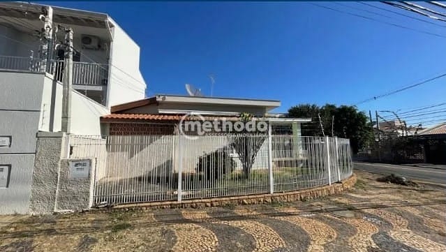 Casa, 1 quarto, 200 m² - Foto 1