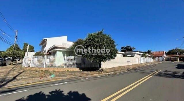 Casa, 1 quarto, 200 m² - Foto 2