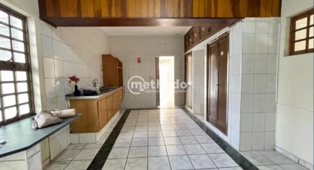 Casa, 1 quarto, 200 m² - Foto 11