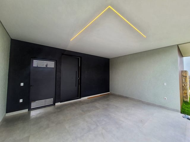 Casa com 286m² 3 quartos e 1 banheiro, à venda, no bairro Jardim Marlene Miranda em Taubaté