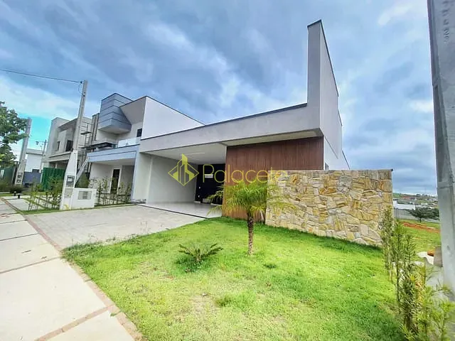 Casa com 286m² 3 quartos e 1 banheiro, à venda, no bairro Jardim Marlene Miranda em Taubaté