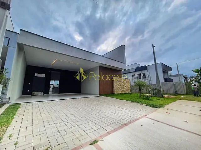 Casa com 286m² 3 quartos e 1 banheiro, à venda, no bairro Jardim Marlene Miranda em Taubaté