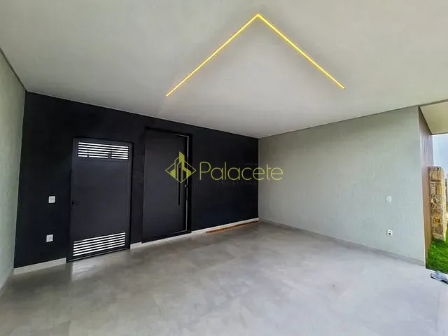 Casa com 286m² 3 quartos e 1 banheiro, à venda, no bairro Jardim Marlene Miranda em Taubaté