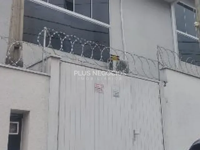 Casa 2 quartos e 2 banheiros, à venda, no bairro Vila Assis em Sorocaba
