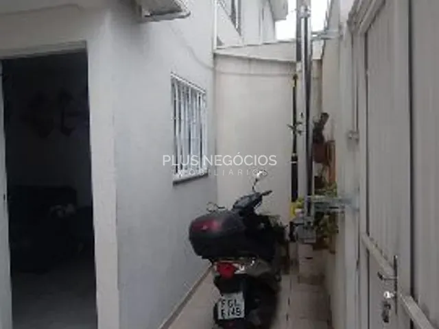 Casa 2 quartos e 2 banheiros, à venda, no bairro Vila Assis em Sorocaba