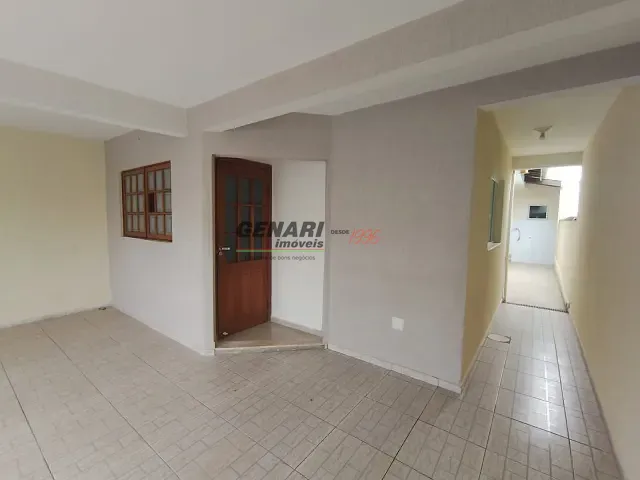 Casa 3 quartos e 2 banheiros, para alugar, no bairro Jardim Cidade Jardim em Indaiatuba
