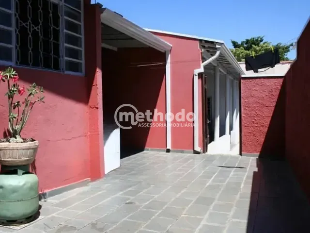 Casa com 300m² 3 quartos e 1 banheiro, à venda, no bairro Jardim Nova Europa em Campinas