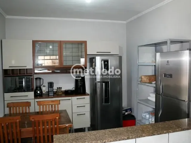 Casa com 300m² 3 quartos e 1 banheiro, à venda, no bairro Jardim Nova Europa em Campinas