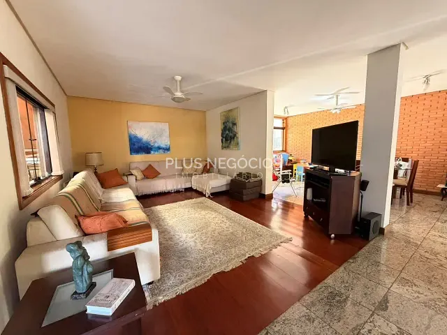 Casa 5 quartos e 4 banheiros, à venda ou para alugar, no bairro Parque Campolim em Sorocaba
